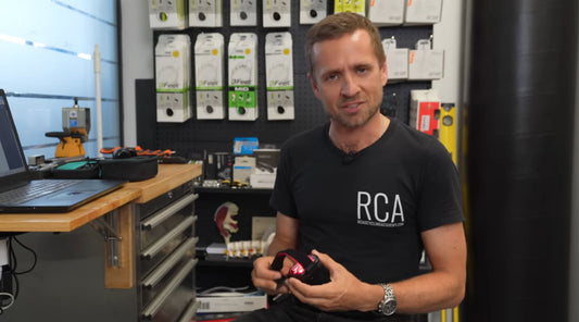 Can You Light Your Way Out of Pain? How Red Light Therapy Devices are Changing Cycling Recovery