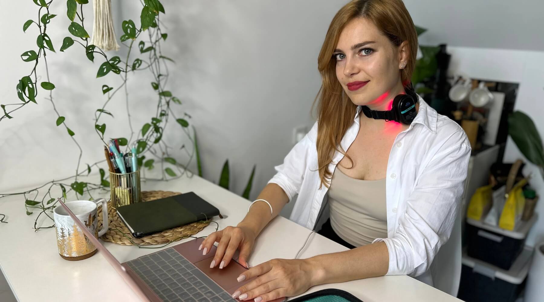 "The Best Side Effect That Could Happen to Me." — An Online Entrepreneur’s Take on Beating Screen-Time Stiffness.